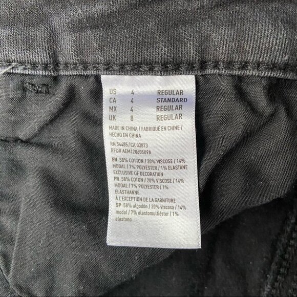 American Eagle Outfitters  Ripped Super Stretch Super Hi Rise Jegging Jeans - Picture 15 of 16